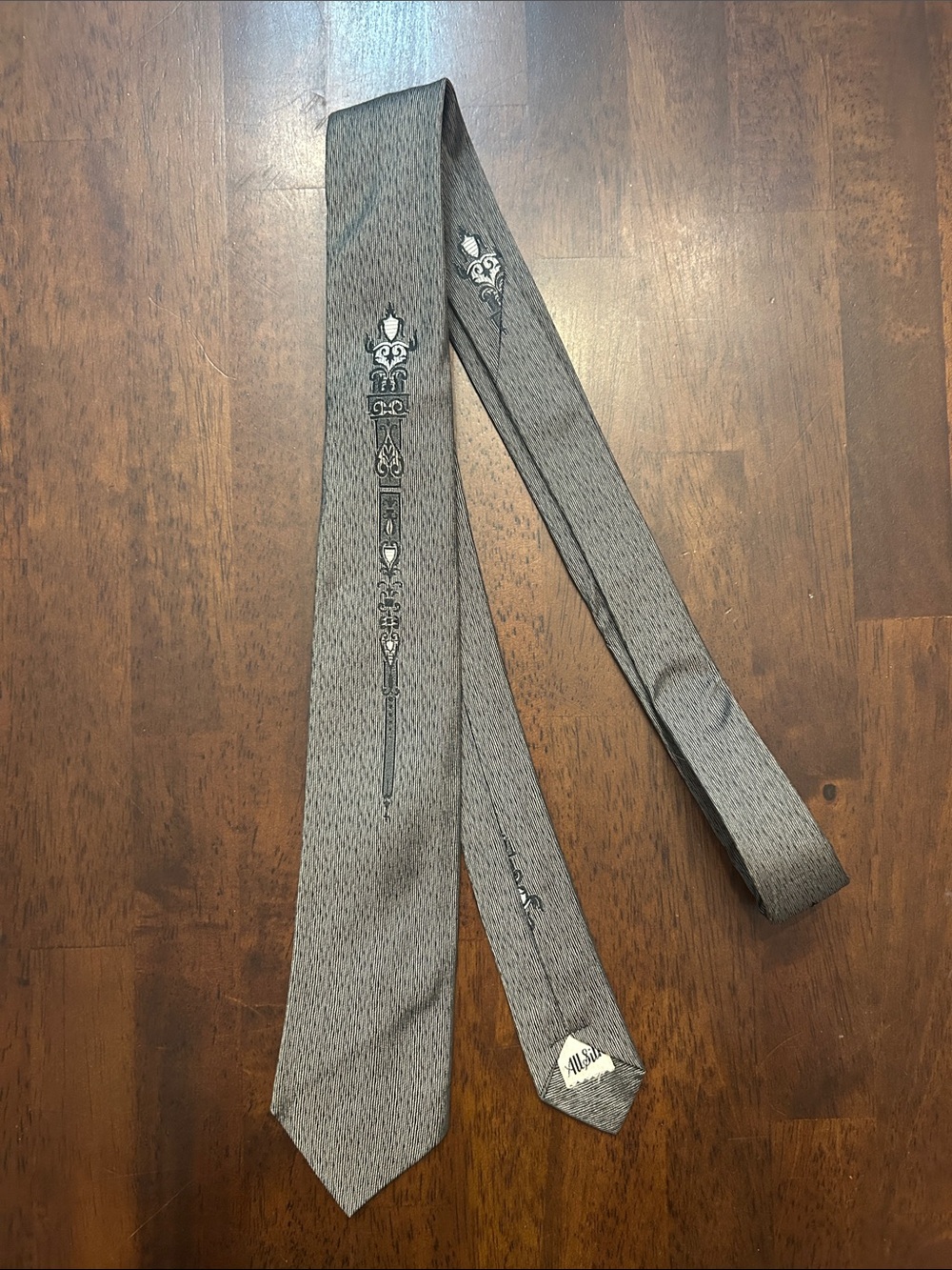 Gray Patterned Silk Tie